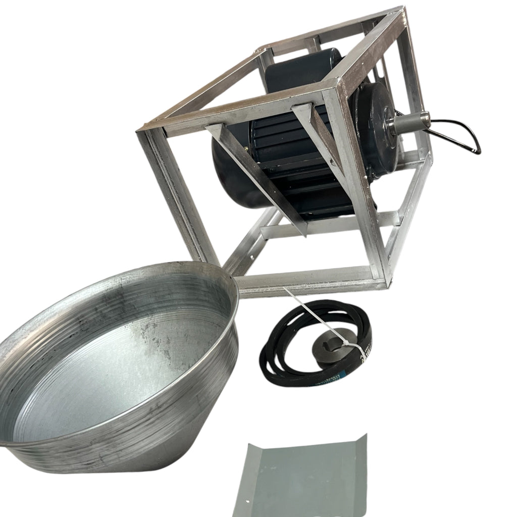 Motor Electric Monofazat 3 kW cu Cadru Metalic și Pâlnie – pentru Mașină de Tocat Carne Nr. 32